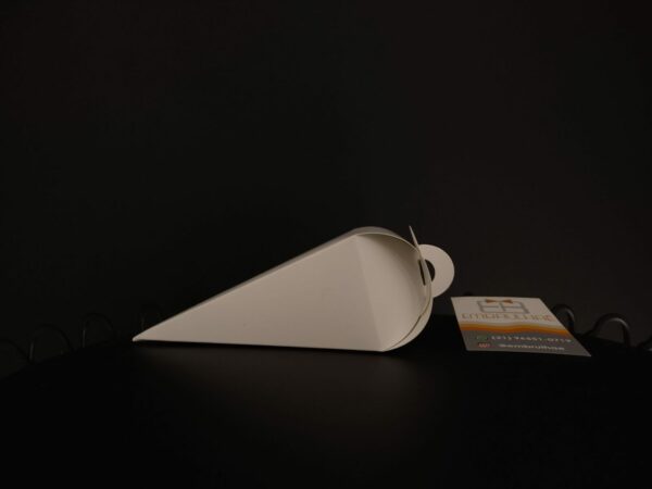 CAIXA CONE TRUFADO BRANCA - 1 UND