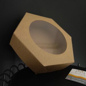 CAIXA KRAFT HEXAGONAL COM VISOR
